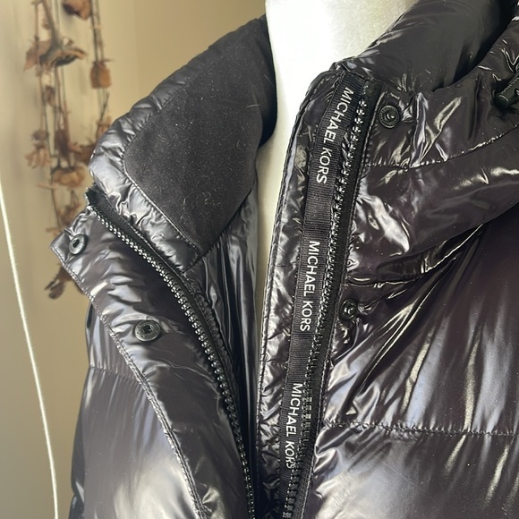 MICHAEL KORS Puffer Coat - Picture 4 of 13